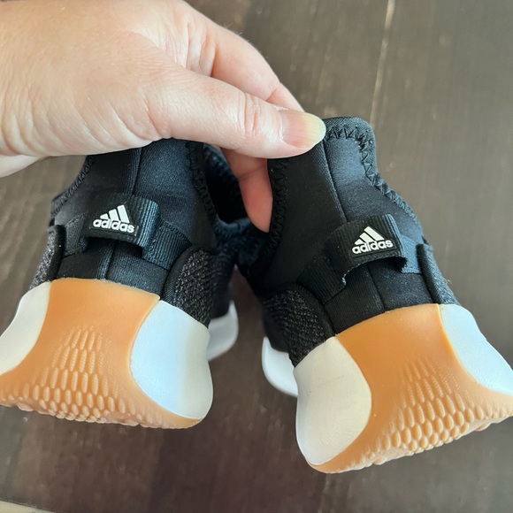 Addidas Cloudform Dark Grey Shoes - Picture 2 of 5